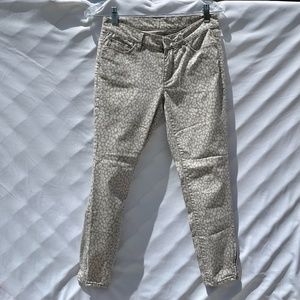 LOFT Modern Skinny Ankle Jeans Grey Cheetah Print